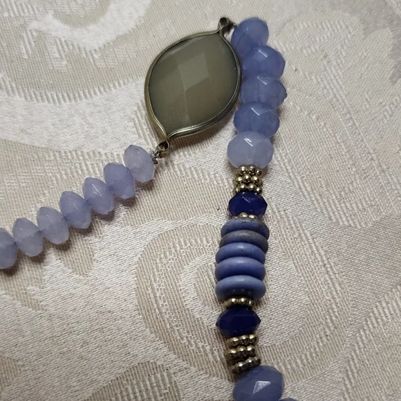 Vintage ‘90s CHICO‘s extra long blue beaded necklace with faceted stone accents - Picture 8 of 12